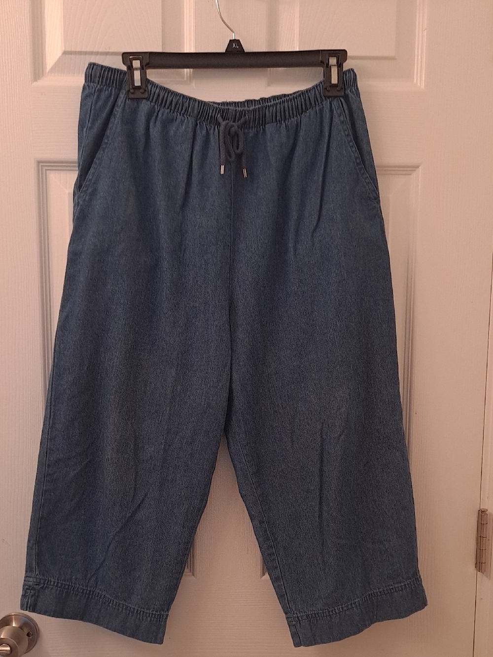 Coral Bay Blue Drawstring Capris